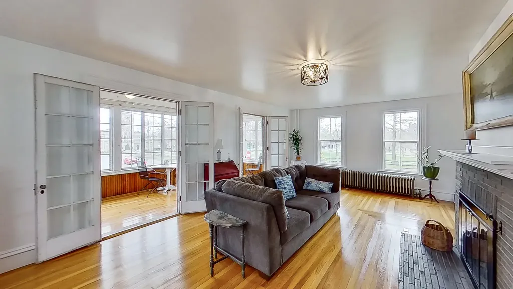 75 Brunswick Avenue Gardiner ME 04345