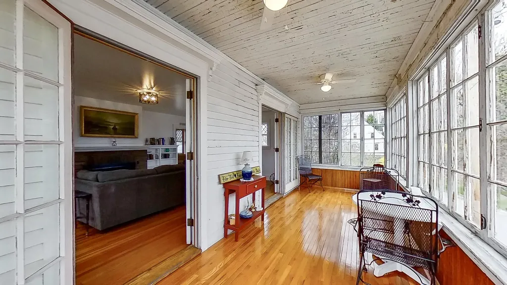 75 Brunswick Avenue Gardiner ME 04345