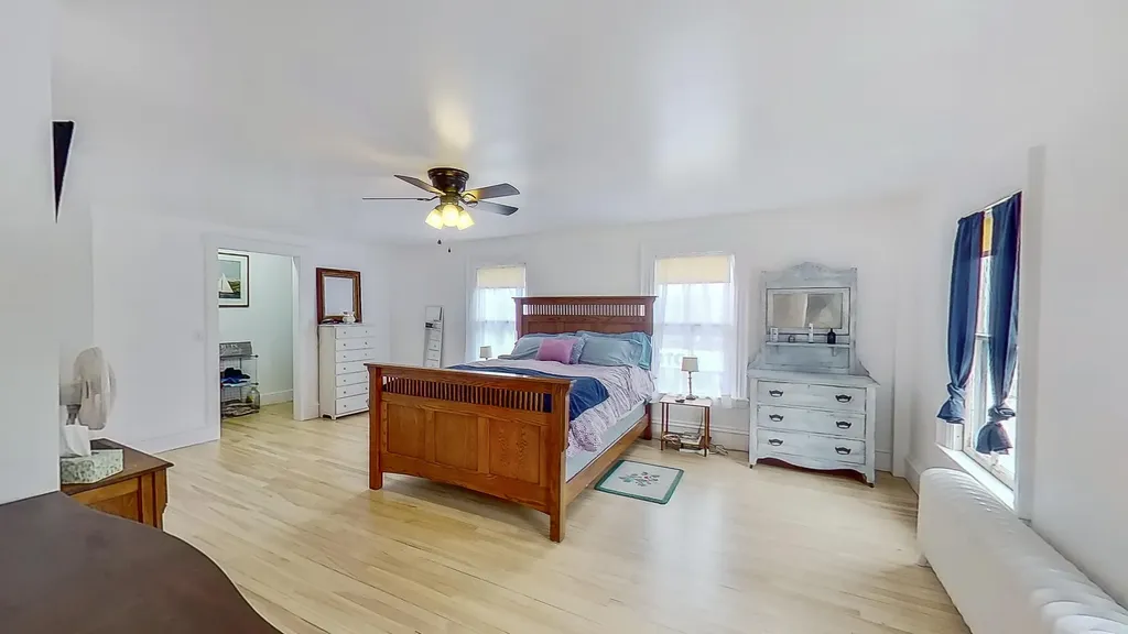 75 Brunswick Avenue Gardiner ME 04345