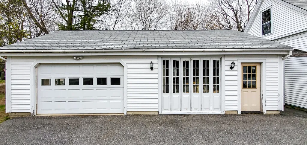 75 Brunswick Avenue Gardiner ME 04345