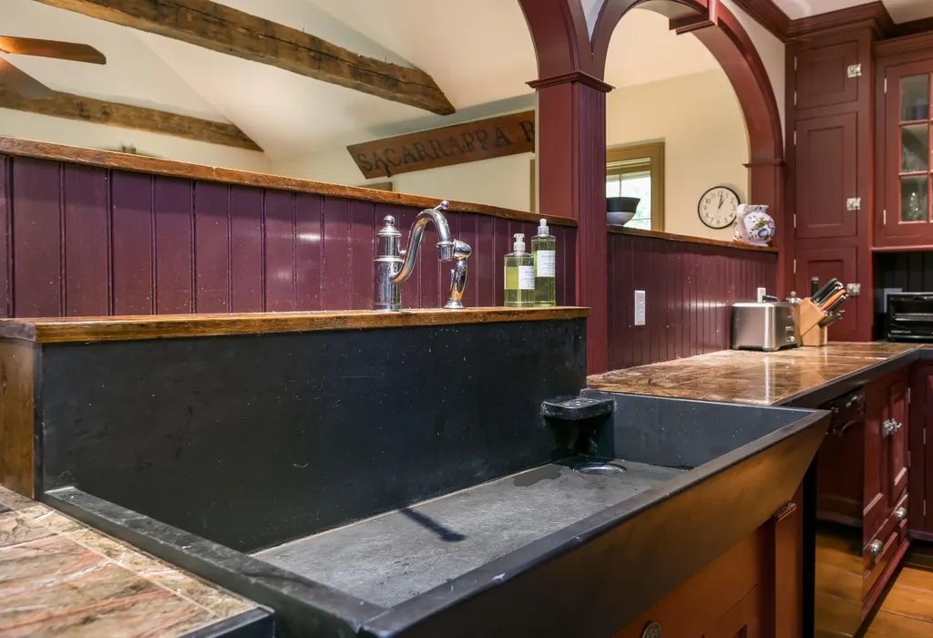 143 Brook Road Falmouth ME 04105