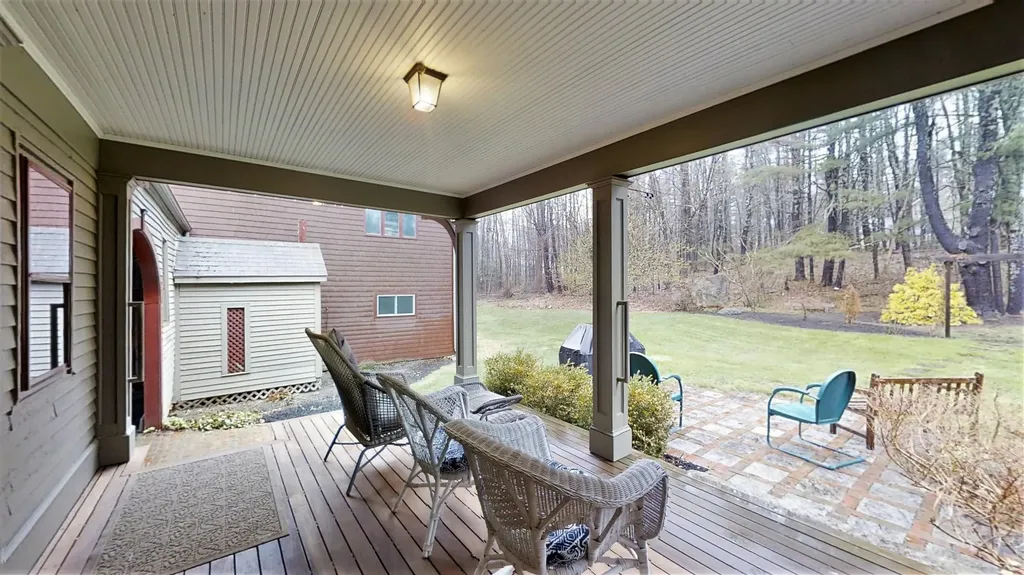 143 Brook Road Falmouth ME 04105