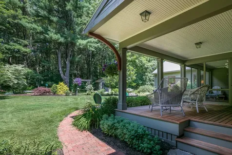 143 Brook Road Falmouth ME 04105