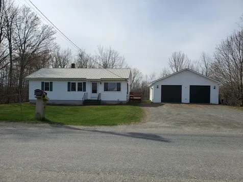 621 Lang Hill Road Palmyra ME 04965
