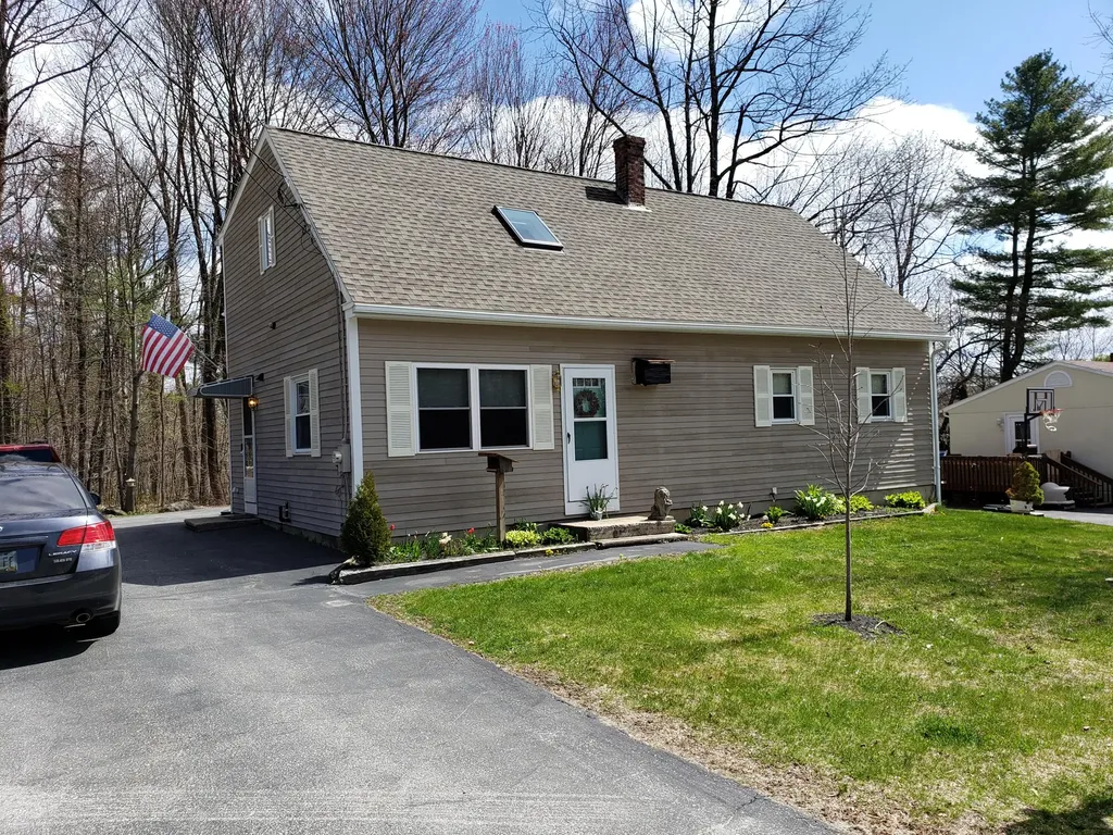 22 Ashmount Street Lewiston ME 04240