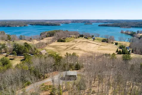 310 River Road Boothbay ME 04537