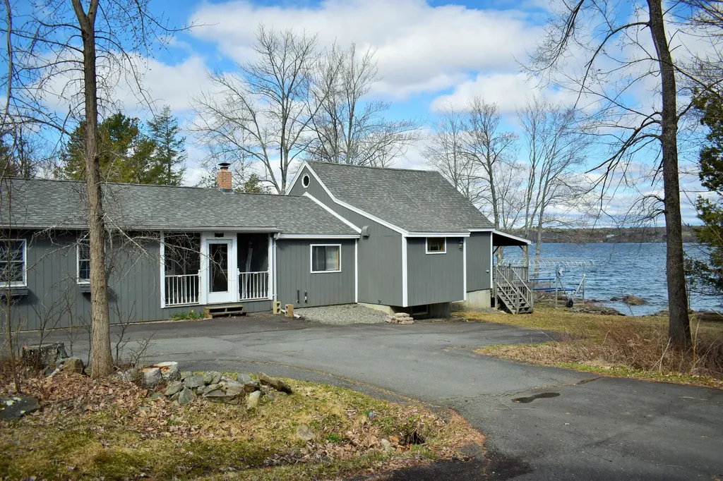 45 Baxter Lane Dexter ME 04930