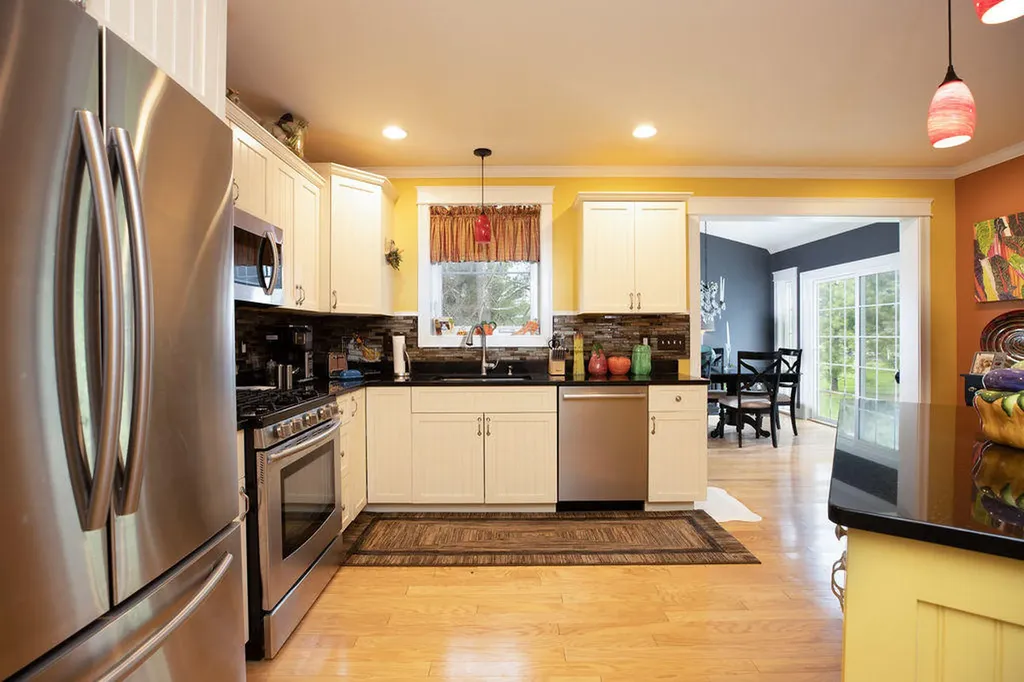 6 Stonybrook Lane Arundel ME 04046