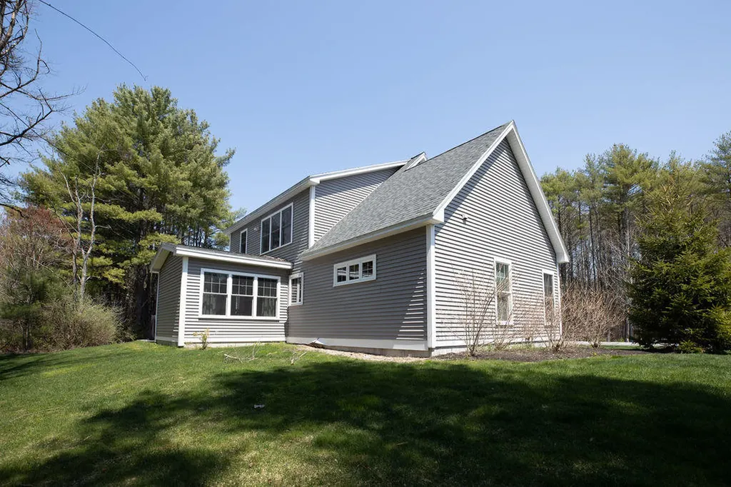 6 Stonybrook Lane Arundel ME 04046