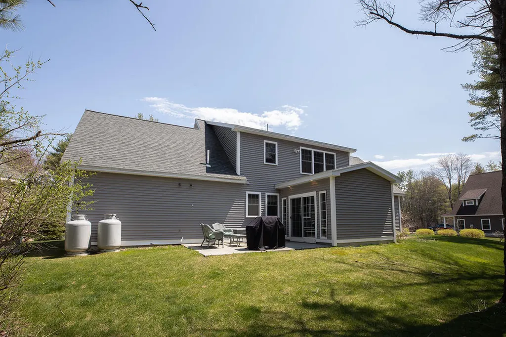 6 Stonybrook Lane Arundel ME 04046