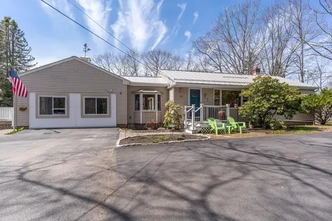 121 Dennett Road Kittery ME 03904