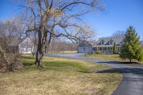 7 Roland Drive Brunswick ME 04011
