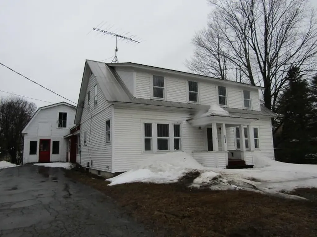 127 Maple Avenue Farmington ME 04938