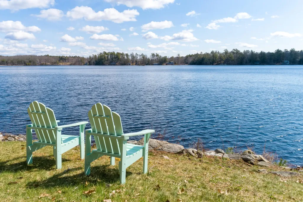 48 Juniper Lane Damariscotta ME 04543