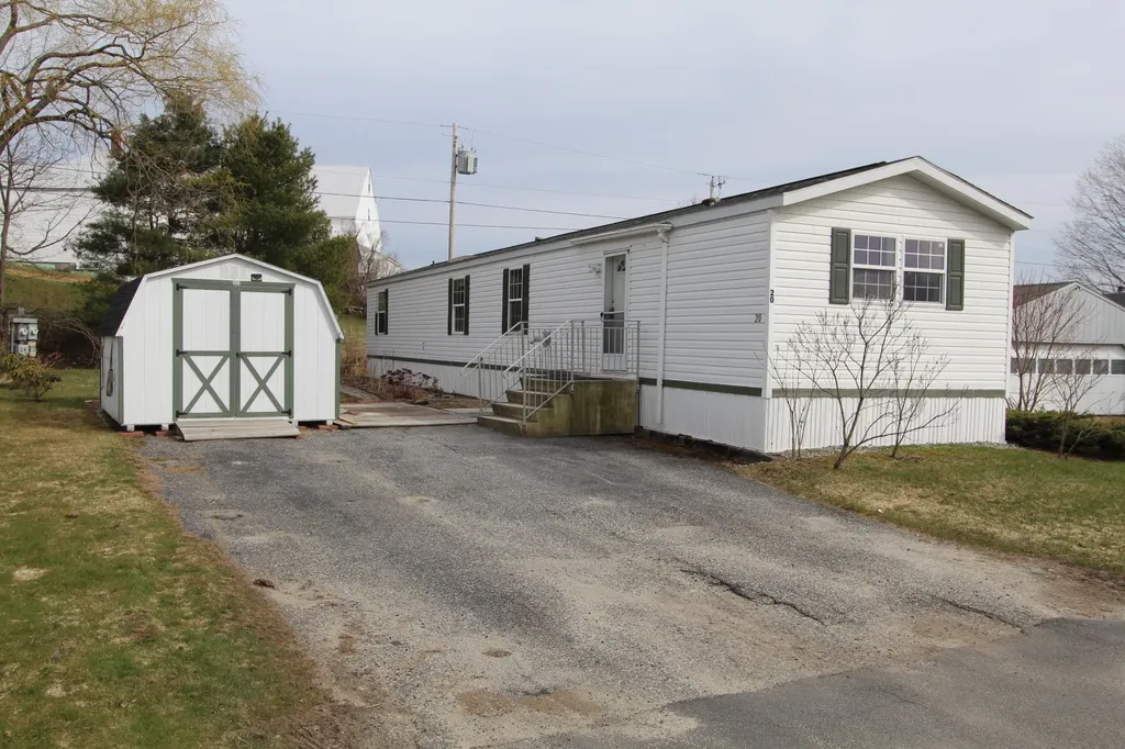 20 Brook Drive Poland ME 04274