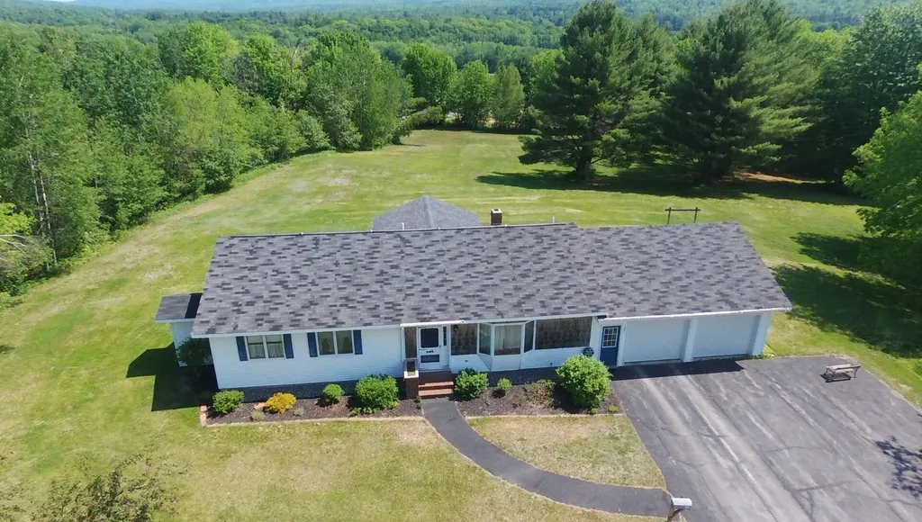 122 Cedar Lane Farmington ME 04938