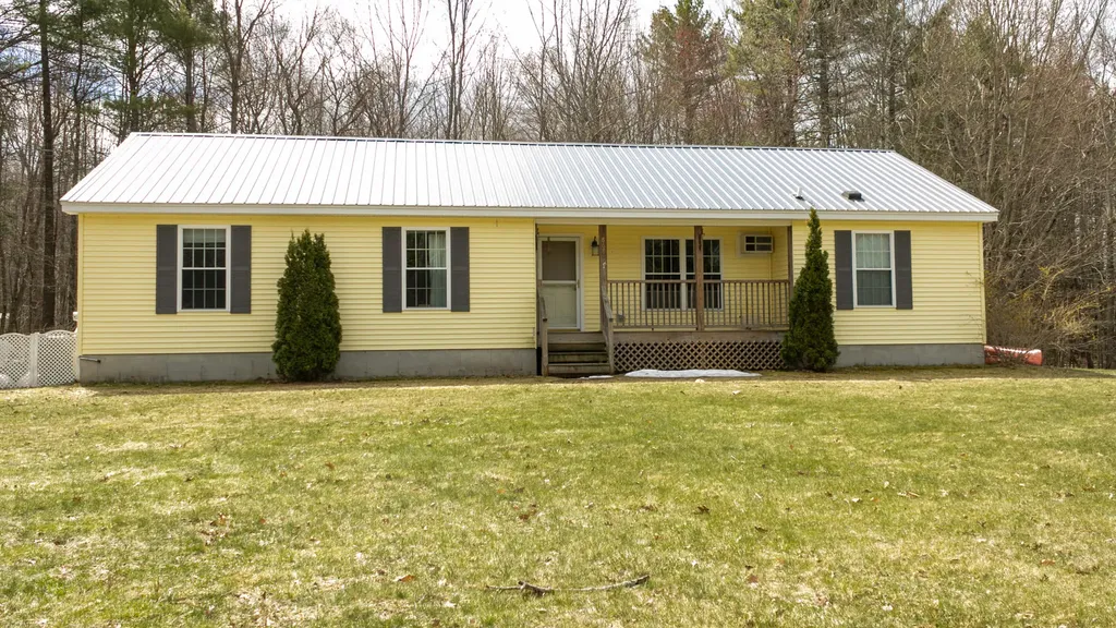 868 Duck Pond Road Westbrook ME 04092