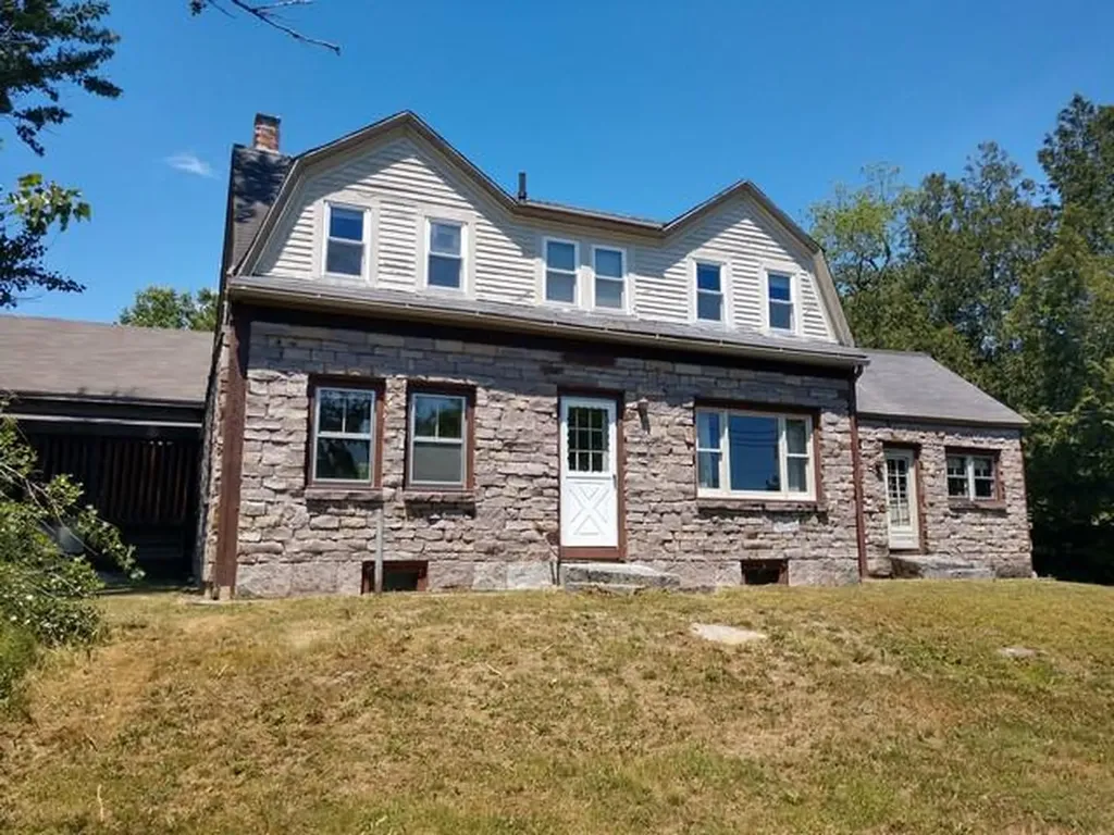 1299 Surry Road Surry ME 04684