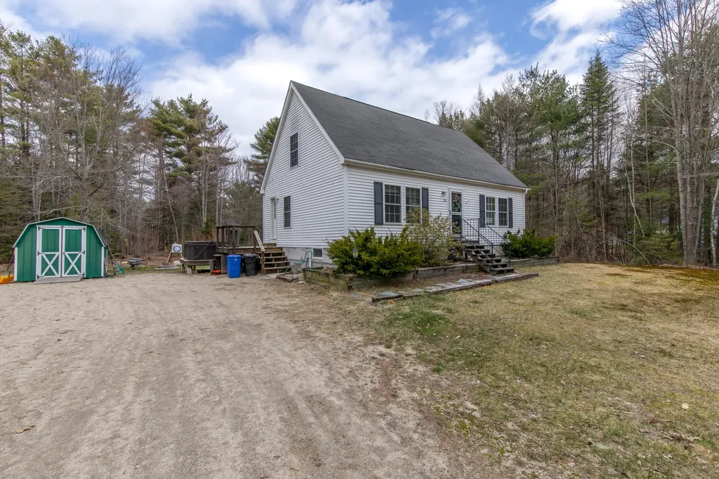 23 Timber Oak Drive Durham ME 04222