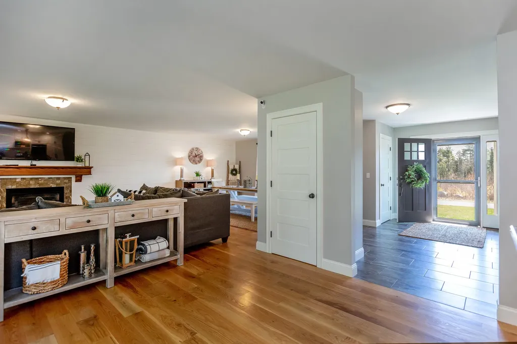 7 Flintlock Drive Windham ME 04062