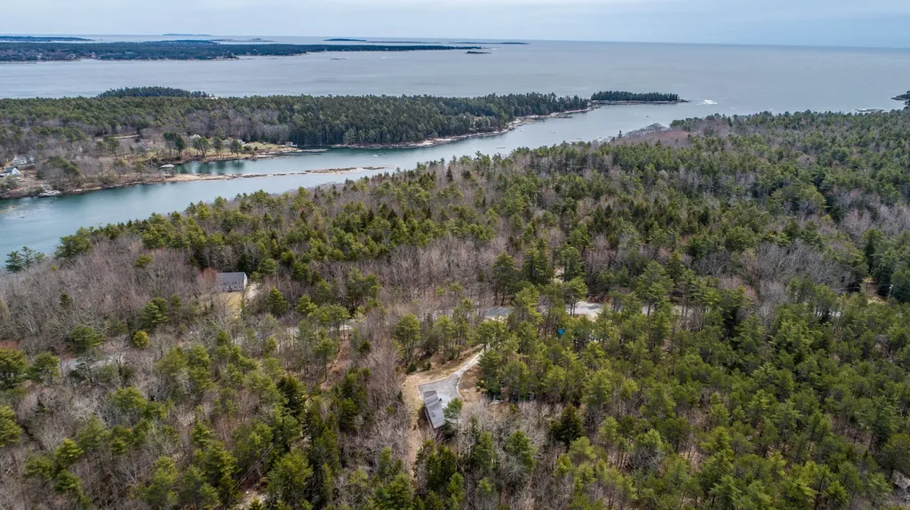 1230 Five Islands Road Georgetown ME 04548