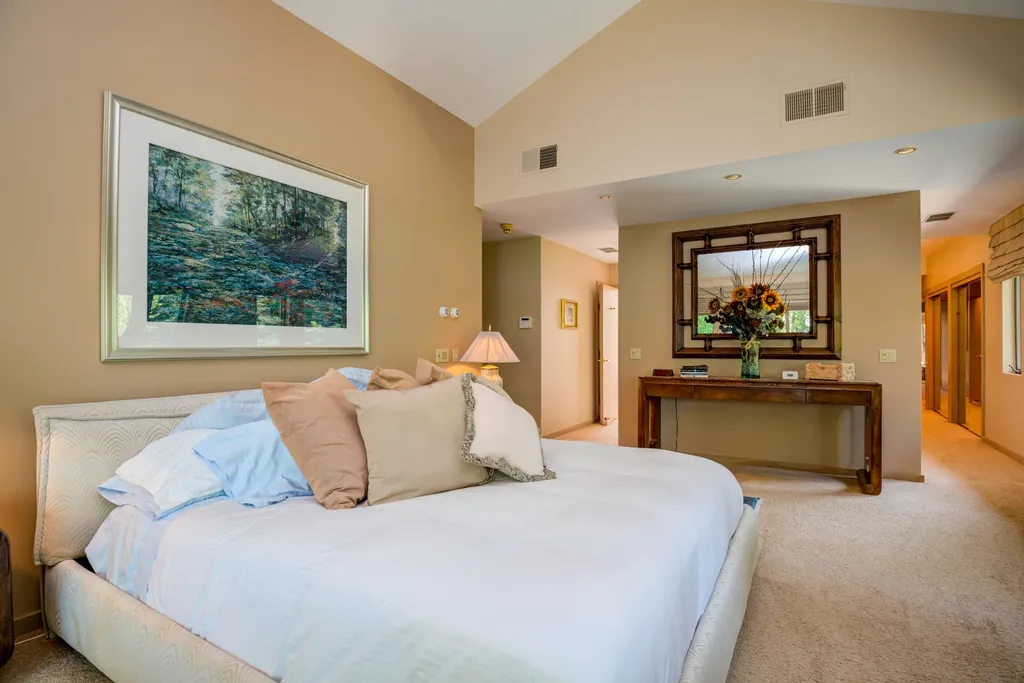 30 Woodland Shore Drive Naples ME 04055