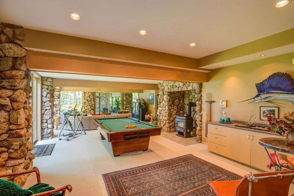 30 Woodland Shore Drive Naples ME 04055