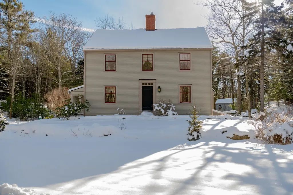 6 Higgins Farm Road Georgetown ME 04548