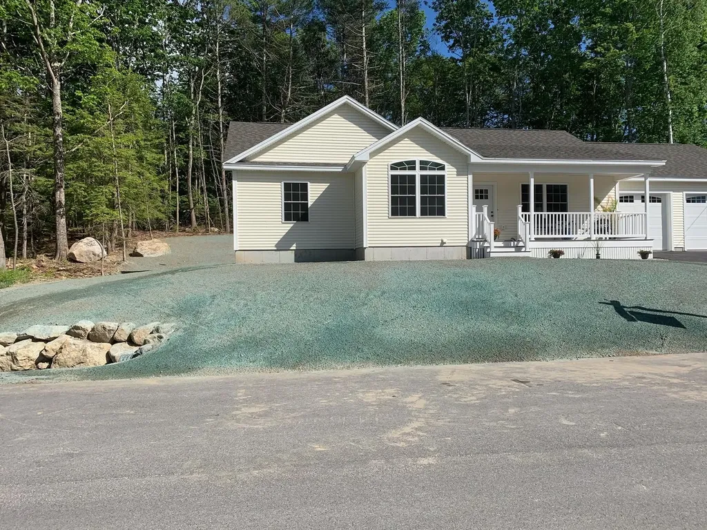 8 Ledgewood Drive Brunswick ME 04011