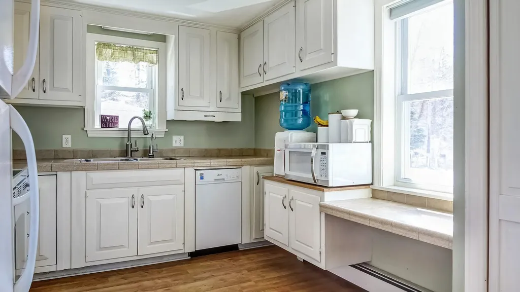 1113 Main Street Readfield ME 04355