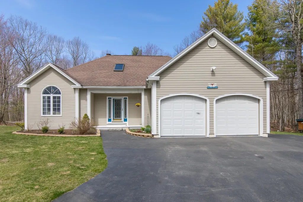 27 Winfield Lane Lyman ME 04002