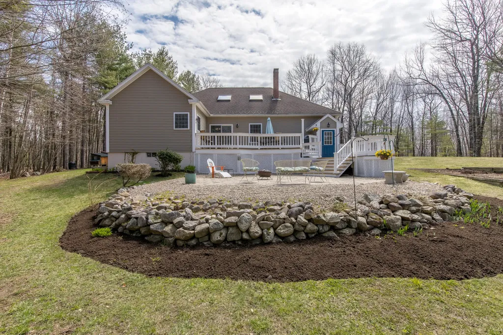 27 Winfield Lane Lyman ME 04002