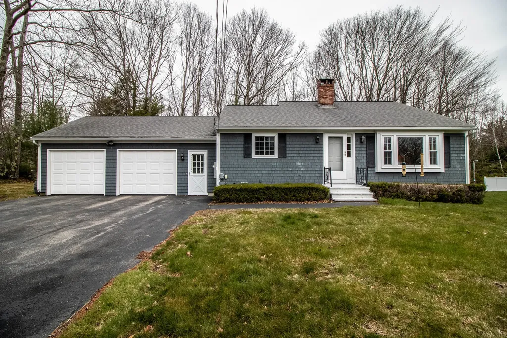 5 Westwood Drive Biddeford ME 04005