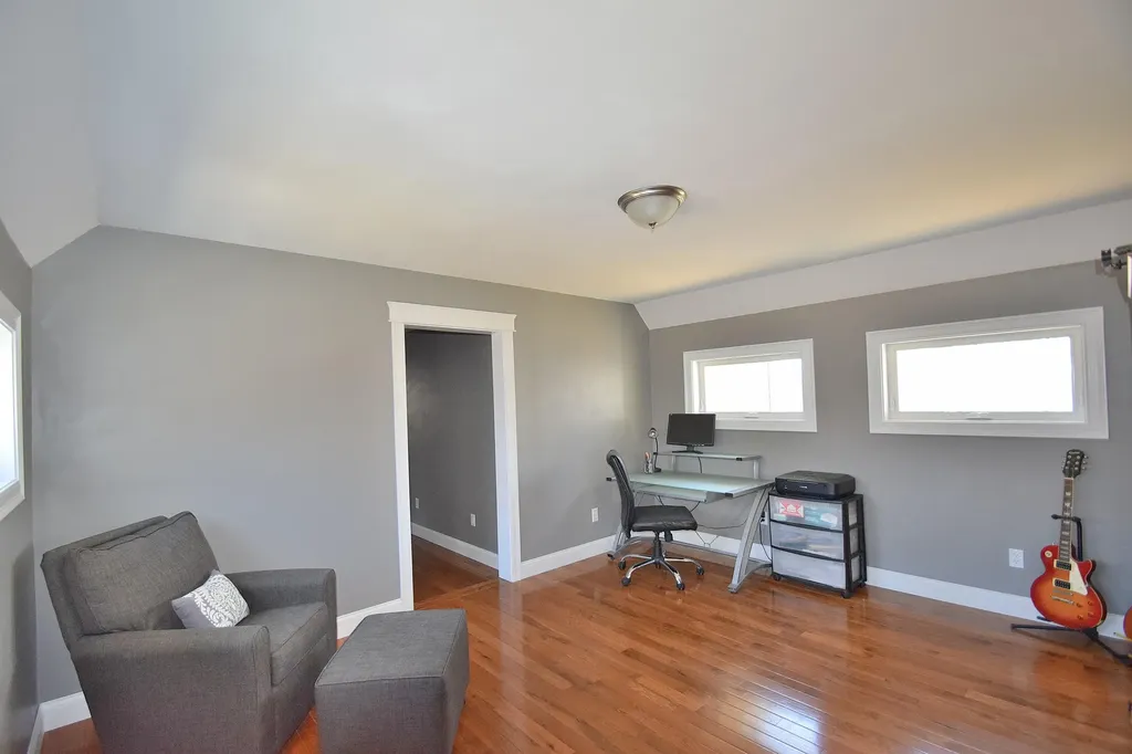 9 Halls Way Raymond ME 04071