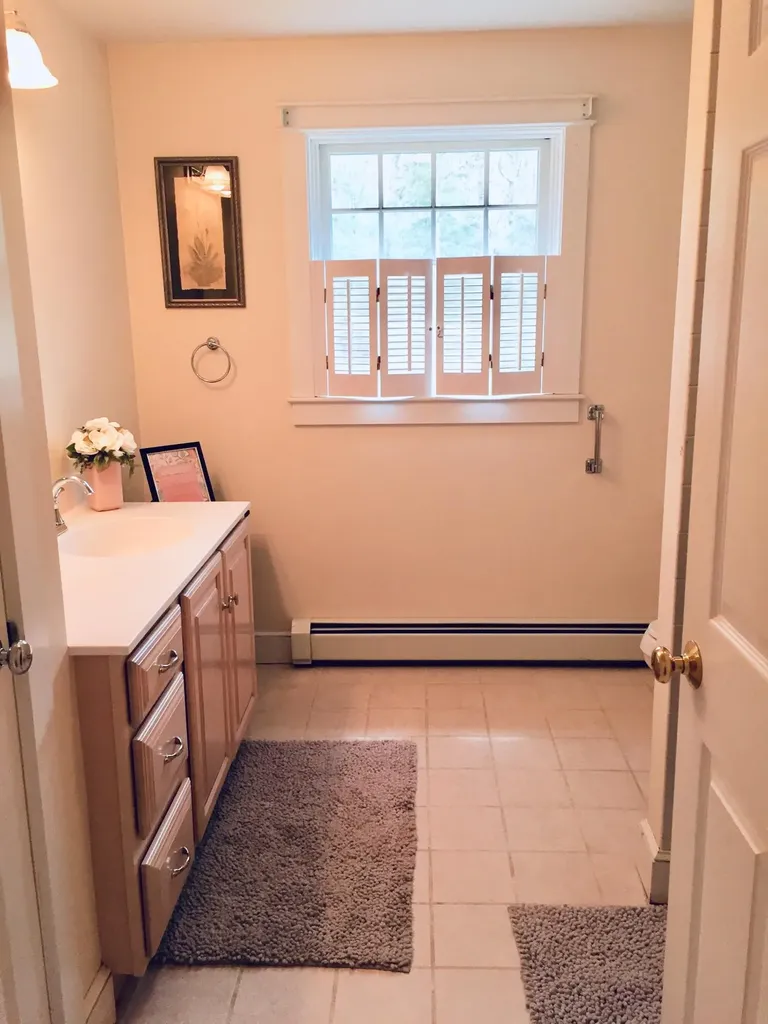 19 Tuckers Way Arundel ME 04046