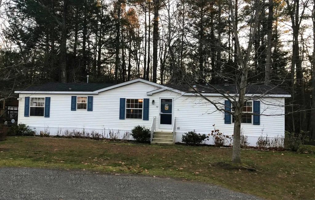 72 Courtney Lane Eliot ME 03903