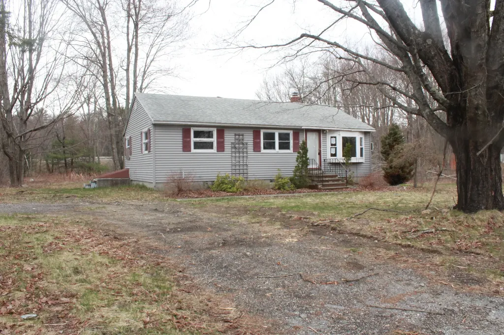 250 Portland Road Gray ME 04039