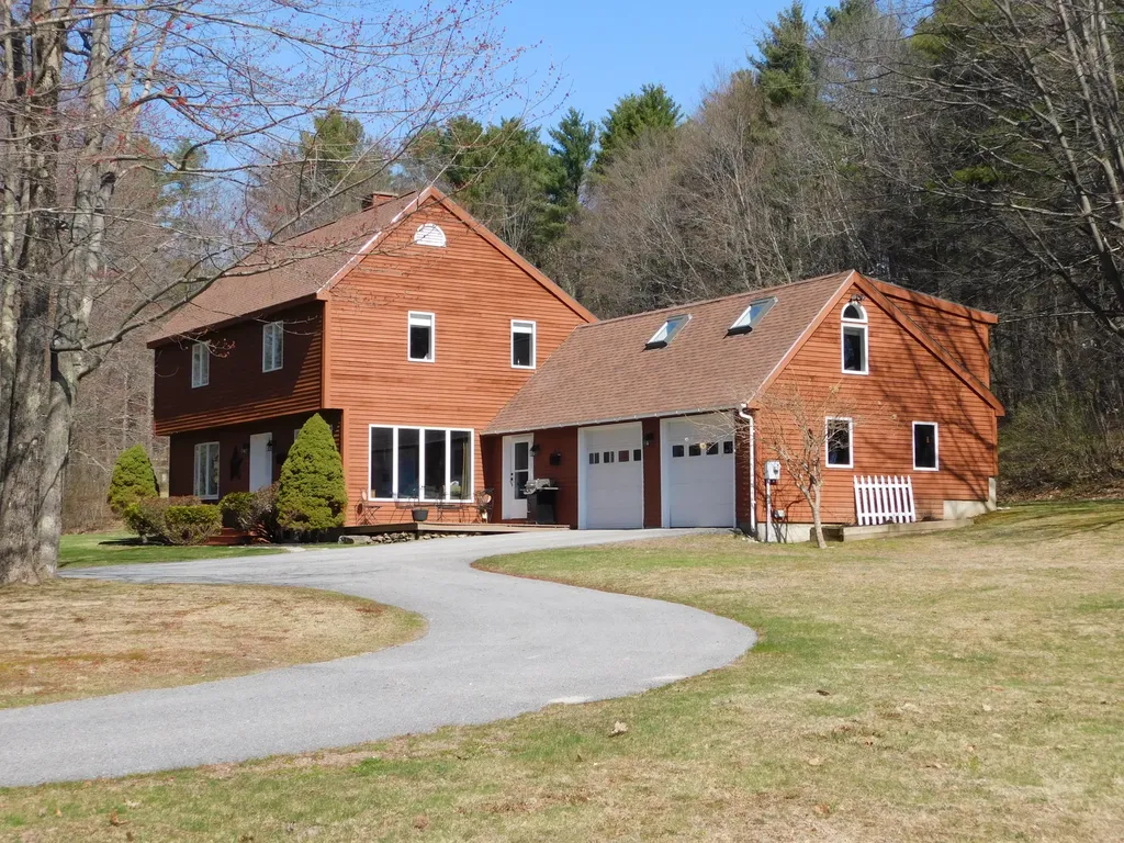 705 Court Street Auburn ME 04210