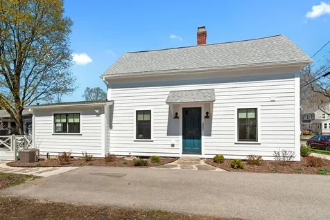 352 Wibird Street Portsmouth NH 03801