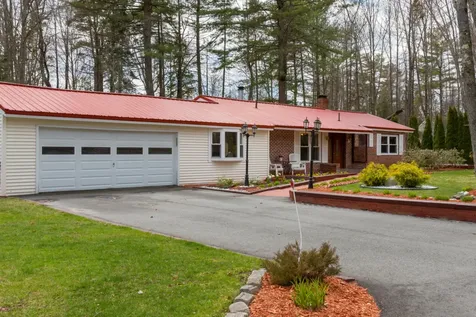 4 Emily Way Scarborough ME 04074