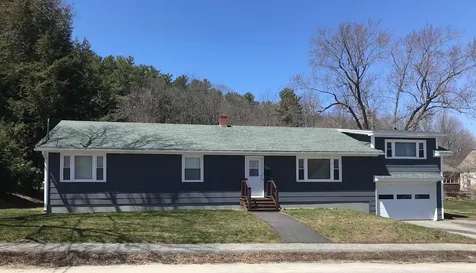 165 Davis Avenue Auburn ME 04210