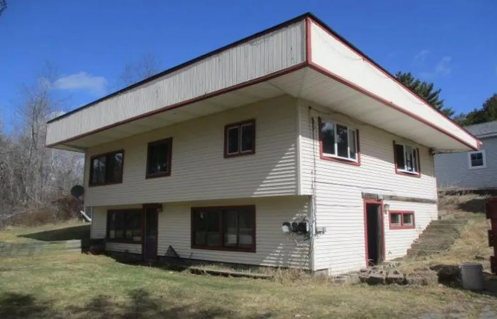 417 Main Street Orono ME 04473