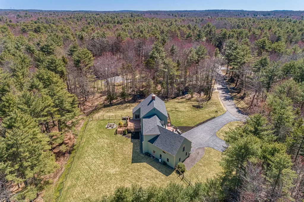 19 Wildrose Lane Scarborough ME 04074