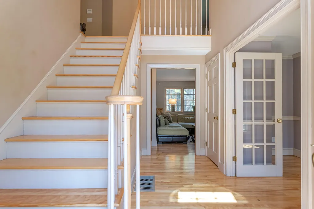 19 Wildrose Lane Scarborough ME 04074