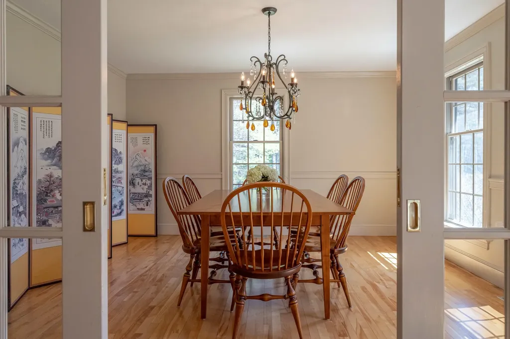 19 Wildrose Lane Scarborough ME 04074
