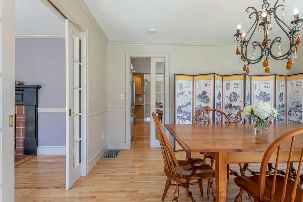 19 Wildrose Lane Scarborough ME 04074