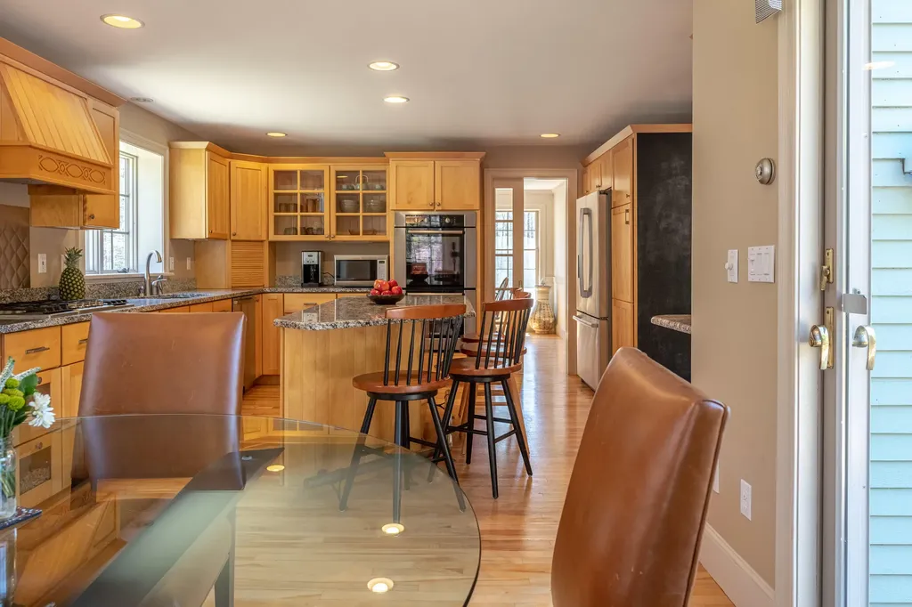 19 Wildrose Lane Scarborough ME 04074