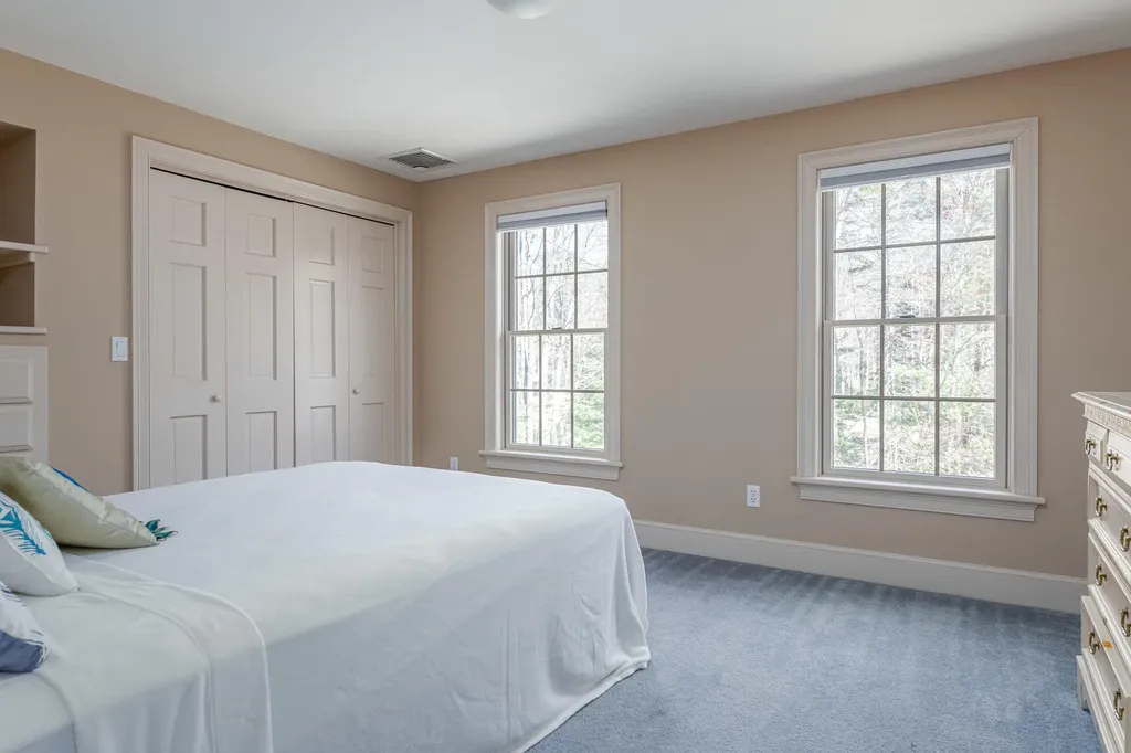 19 Wildrose Lane Scarborough ME 04074