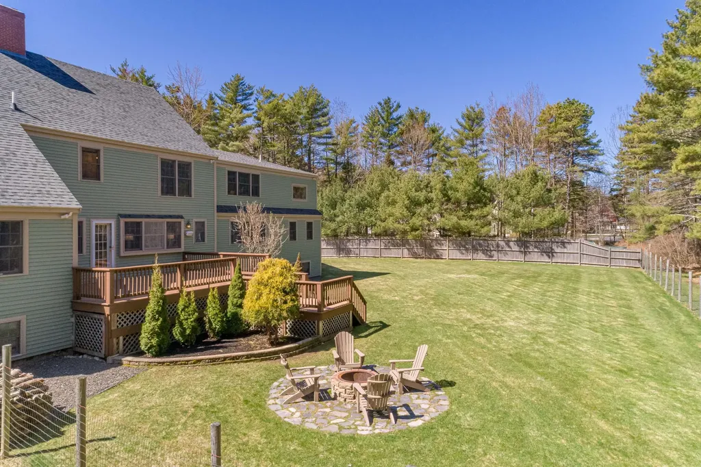 19 Wildrose Lane Scarborough ME 04074