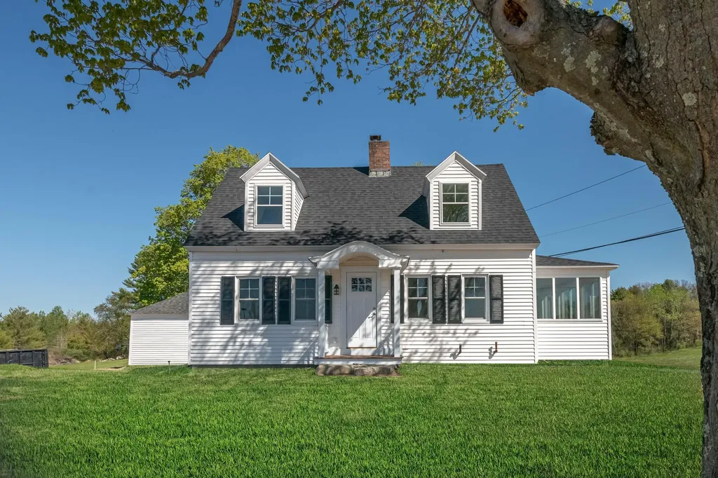 877 Limerick Road Arundel ME 04046
